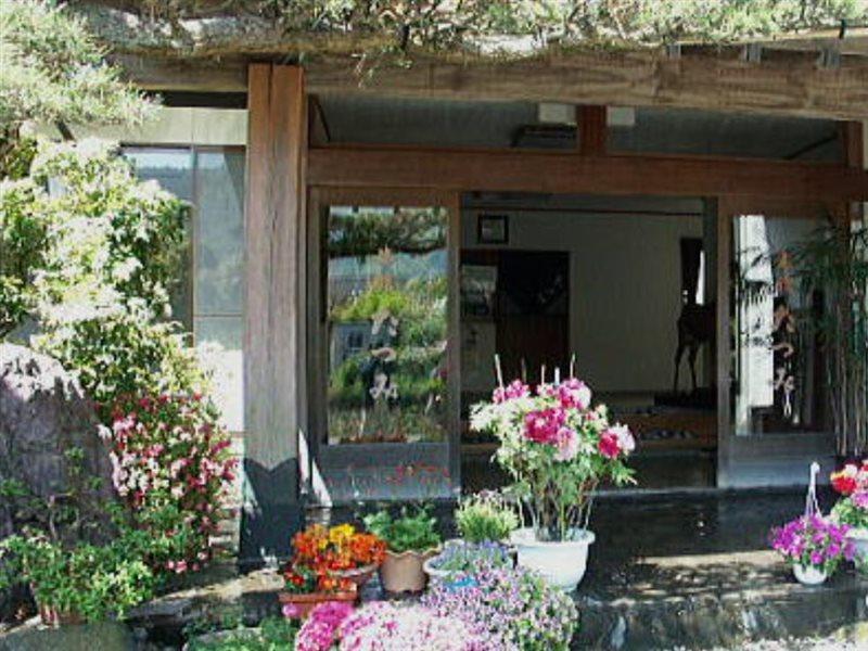 Hotel Yufuin Ryokan Tatsumi Exterior foto